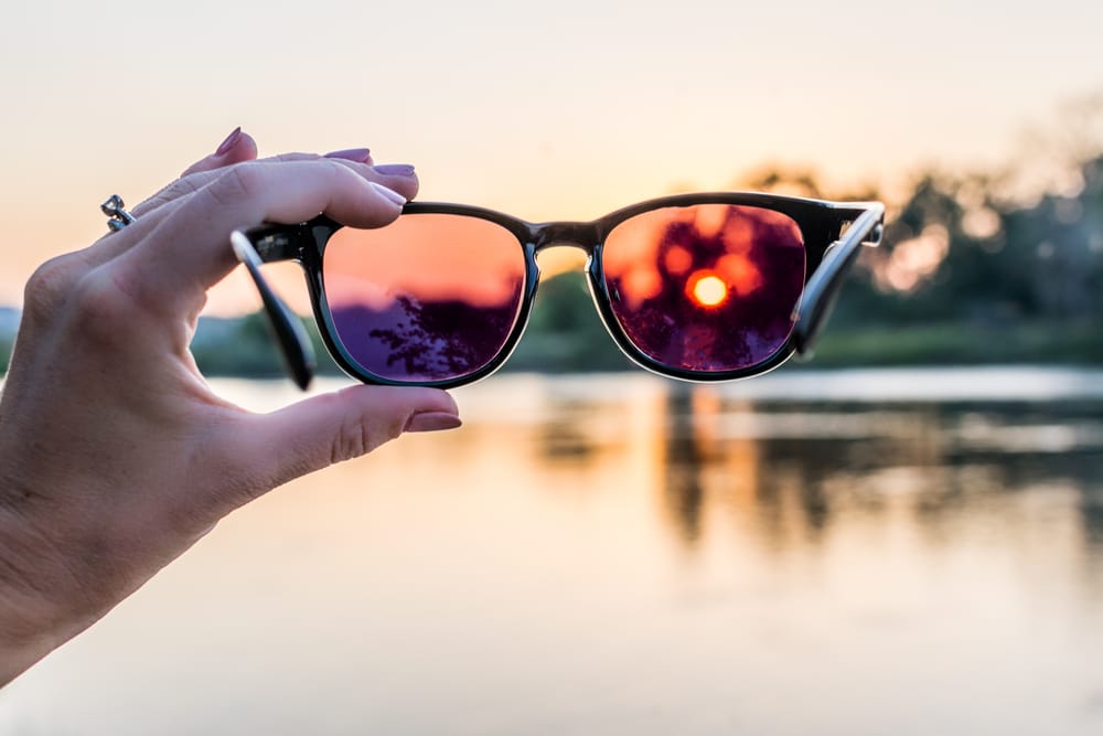 An example of Polarized Sunglasses & why they are important to wear. 